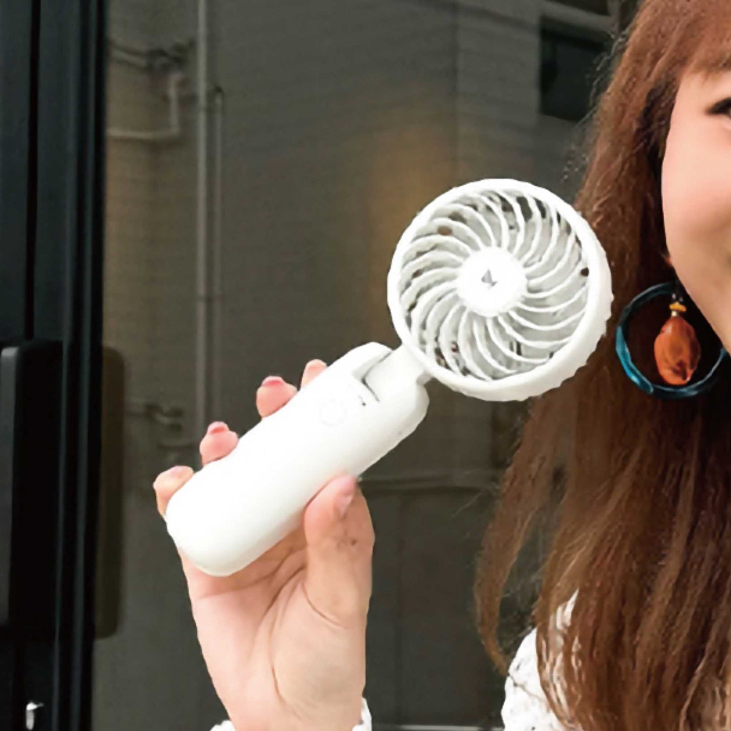 Machino M13 Folding Handheld Fan. Off White